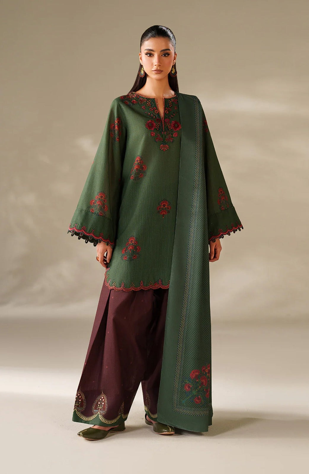 ZW-10045 Embroidered Lawn 3 Piece Summer Suit By ZeeWear