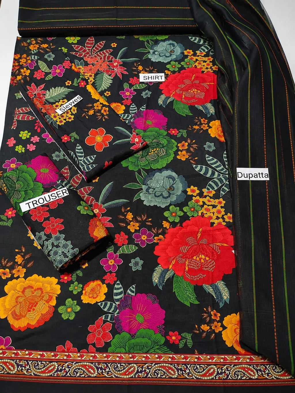 ZW-10036 Printed Swiss Lawn 3 Piece Summer Suit By ZeeWear