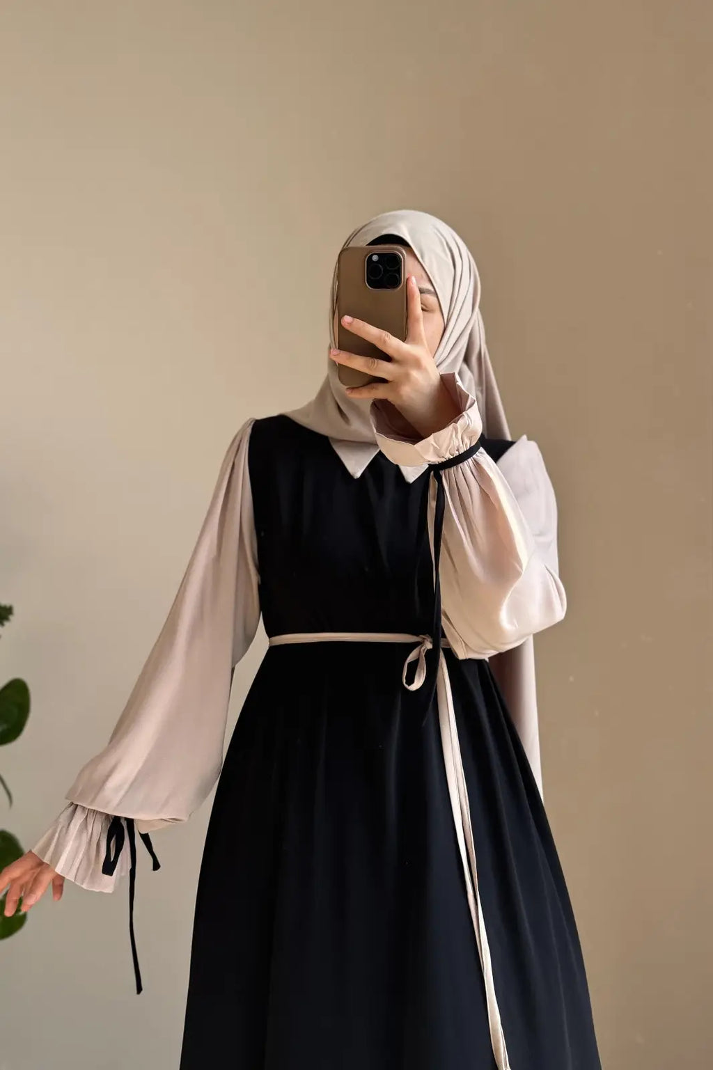 Collar Abaya with,Belt and Matching Stroller  Original Wool Peach Fabric, Front Open Stylish Abaya for Women Soft Premium Abaya