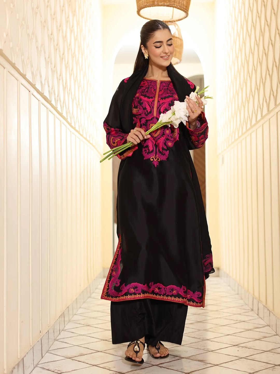 ZW-10058 3pic unstitched Lawn Embroidered dress 